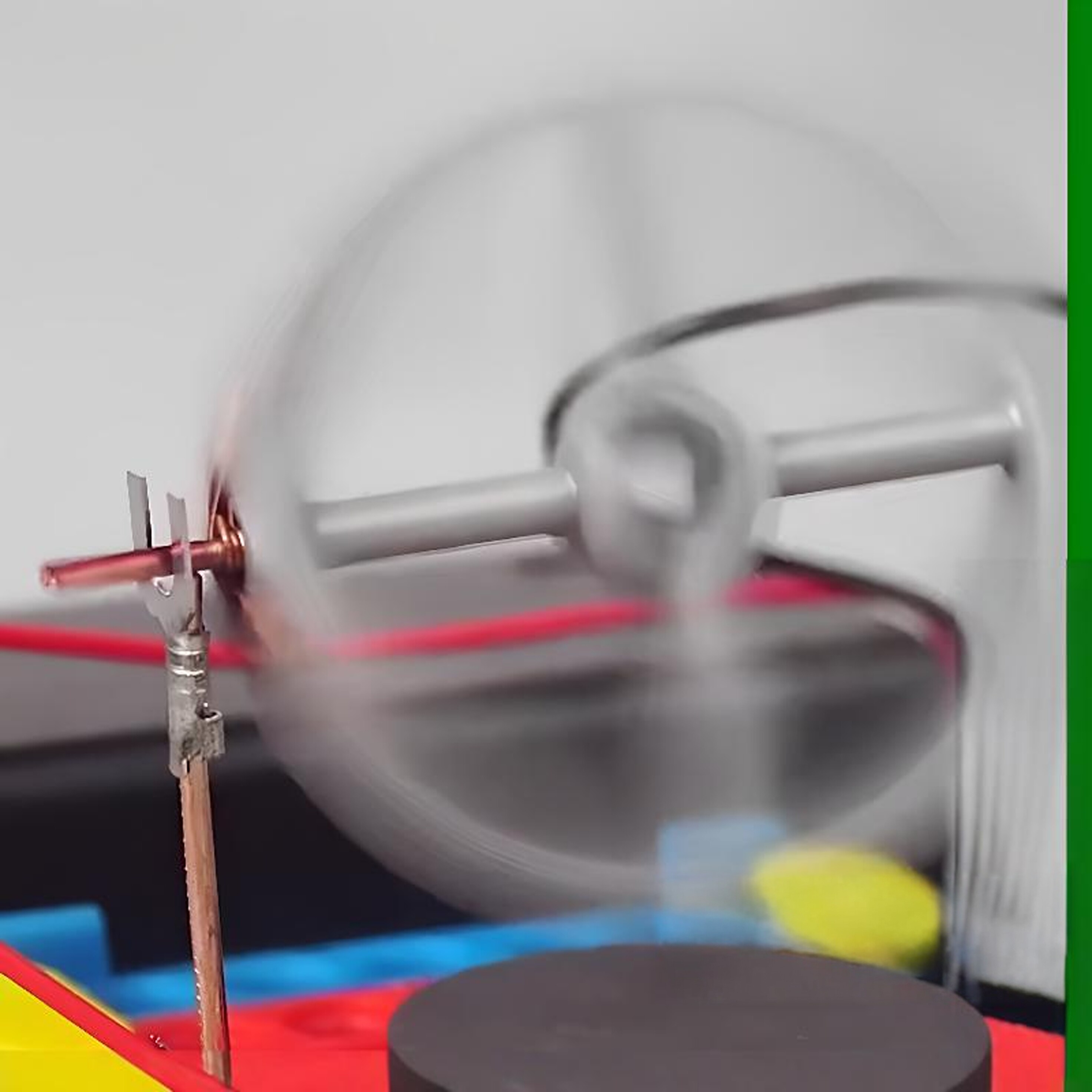 Экспериментальная модель элект – обзор и цена Model Kit Motor