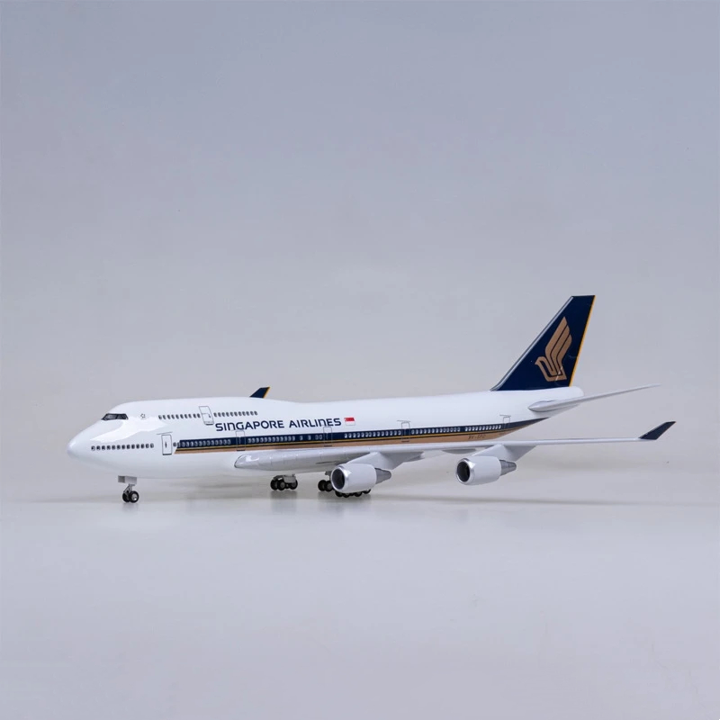 1/150 Масштабная модель самоле – обзор и цена Model Kit Singapore